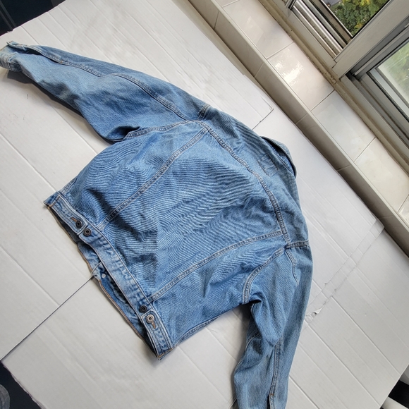 Vintage 90s benetton denim jean jacket women's small - Picture 7 of 10